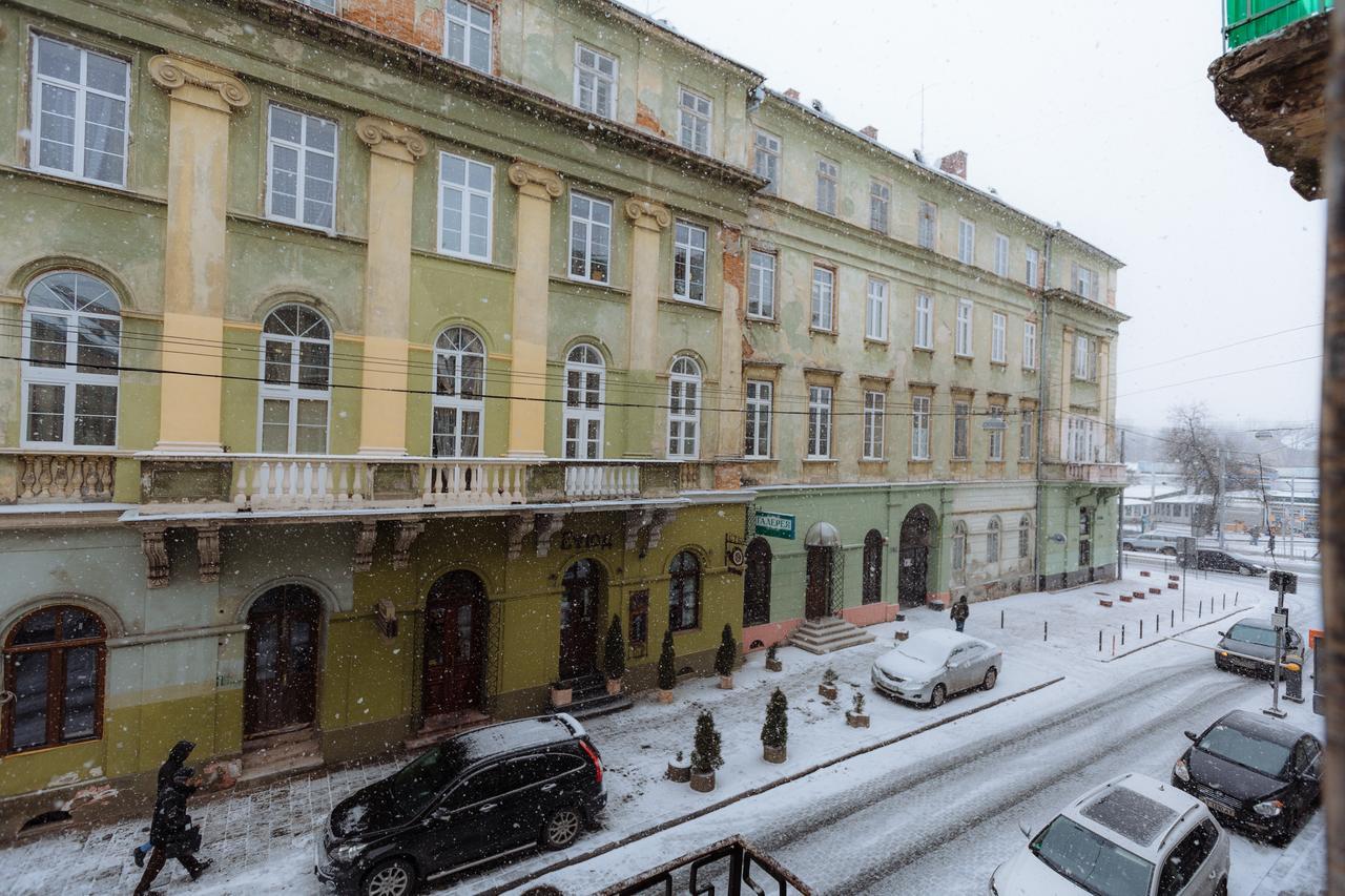Apartments On Teatralna 26 Lviv Luaran gambar