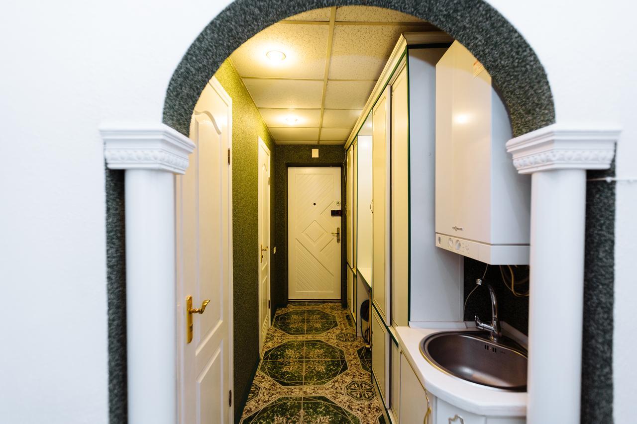 Apartments On Teatralna 26 Lviv Luaran gambar
