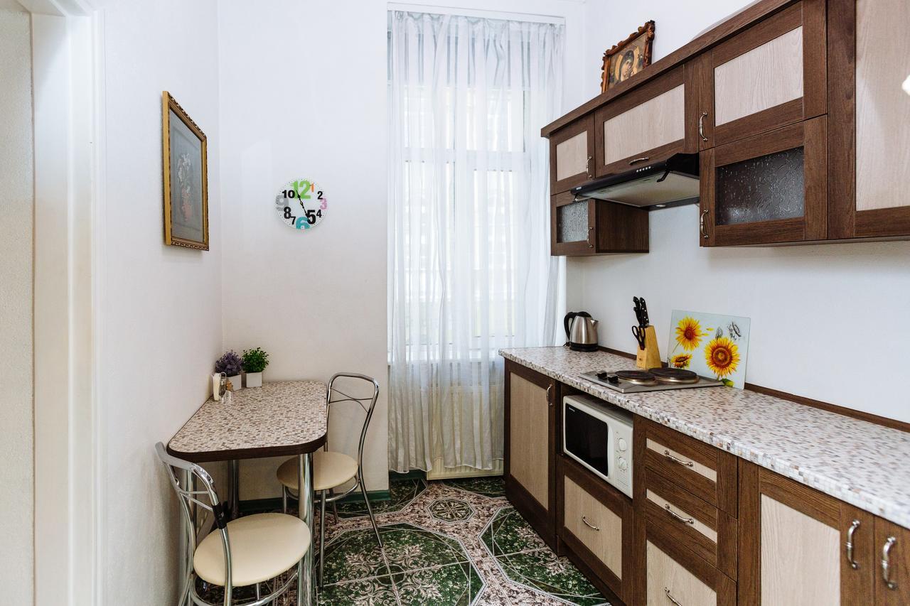 Apartments On Teatralna 26 Lviv Luaran gambar